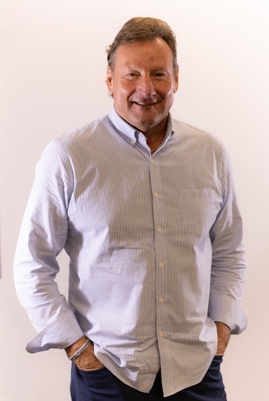 Tim Bach